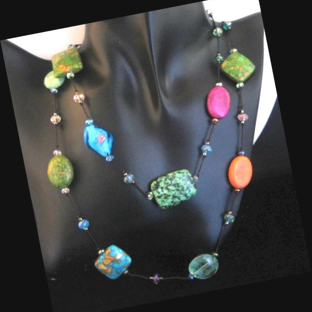 Premier Designs Colorful art glass Necklace